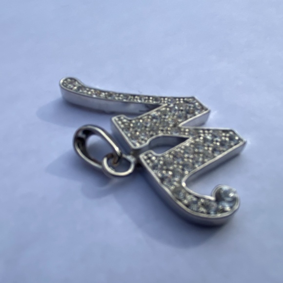 “W”  Rhinestone Keychain - Picture 3 of 6